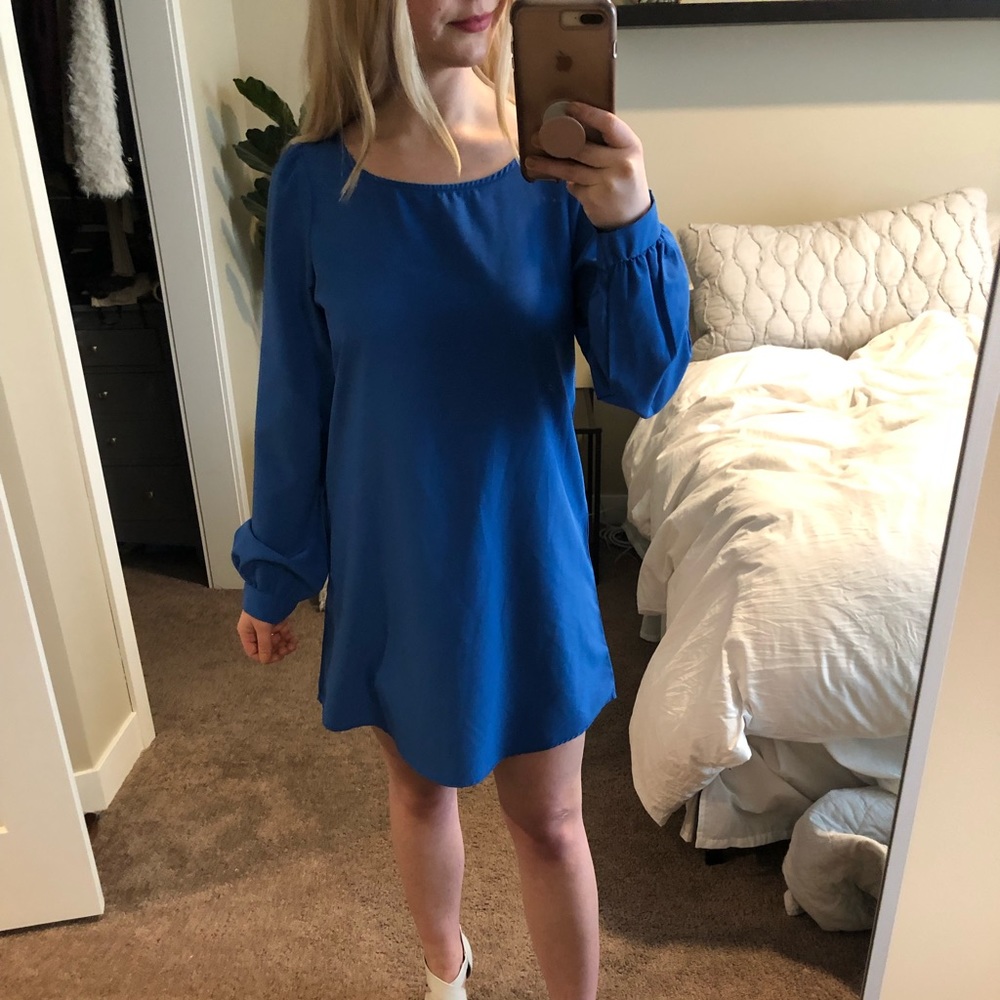 Long sleeve blue dress